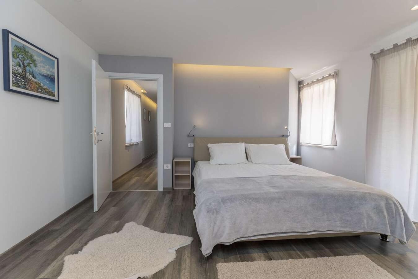 Villa Viscum In Central Istria For 8 Persons With Large Garden - Pet Friendly Pazin Exteriör bild
