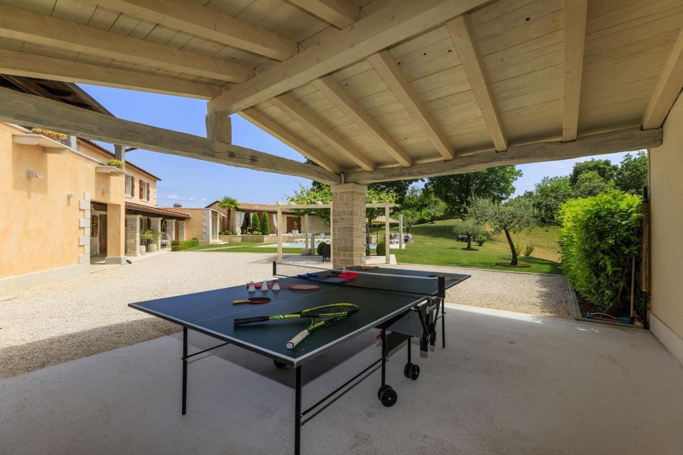 Villa Viscum In Central Istria For 8 Persons With Large Garden - Pet Friendly Pazin Exteriör bild
